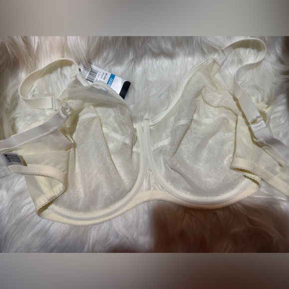 Wacoal Cream Underwire Bra Smooth Finish - Picture 4 of 5